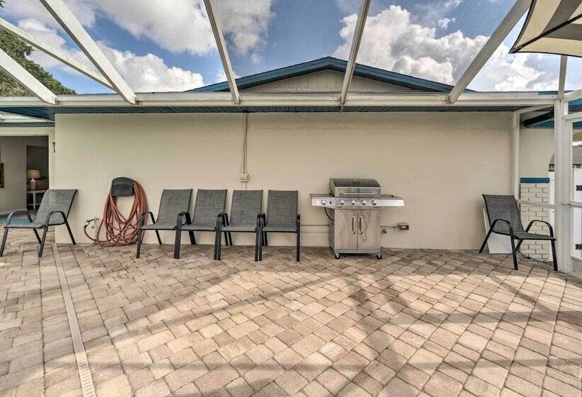 Sunny Port Charlotte Family Retreat: 3 Mi To Beach