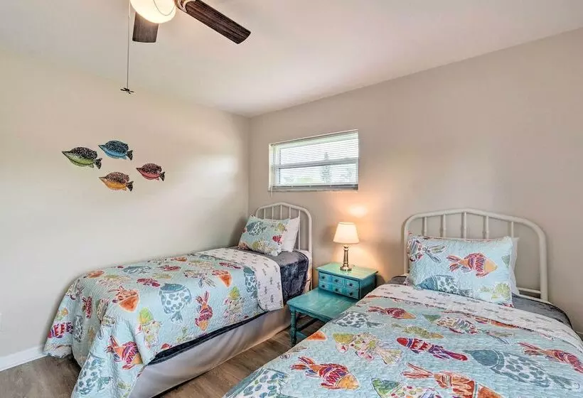 Sunny Port Charlotte Family Retreat: 3 Mi To Beach