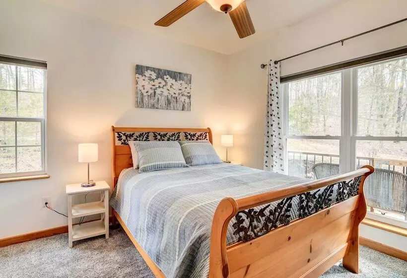 Secluded Branson Escape W/ Pool & Game Room!