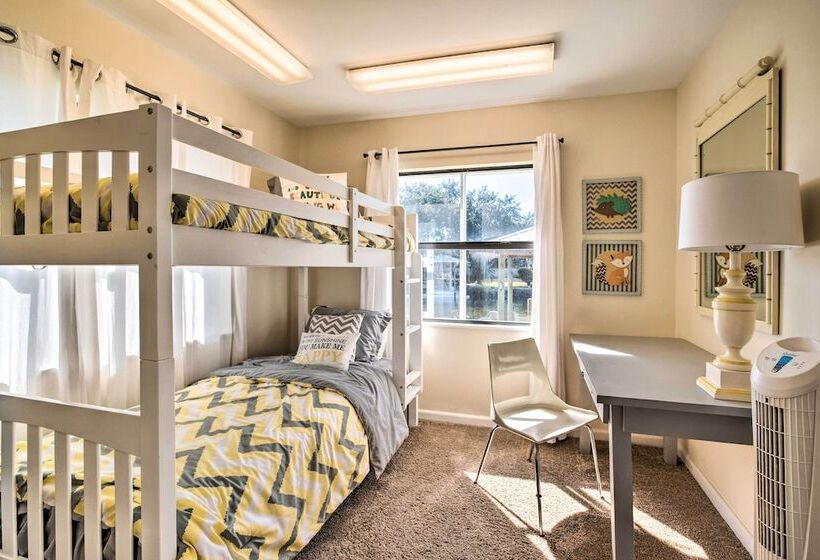 Crystal River Home: Water Views & Boat Dock!