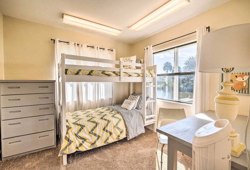 Crystal River Home: Water Views & Boat Dock!