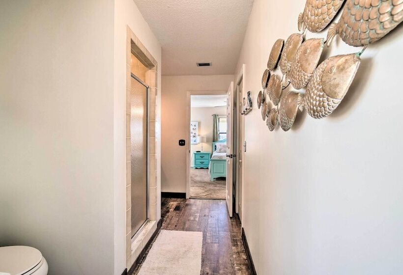 Crystal River Home: Water Views & Boat Dock!