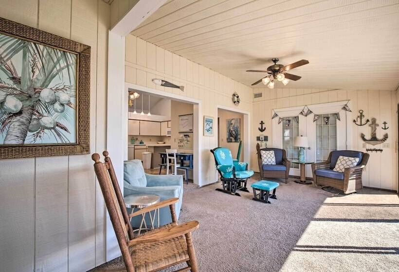 Crystal River Home: Water Views & Boat Dock!