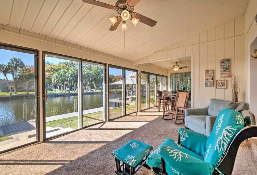 Crystal River Home: Water Views & Boat Dock!