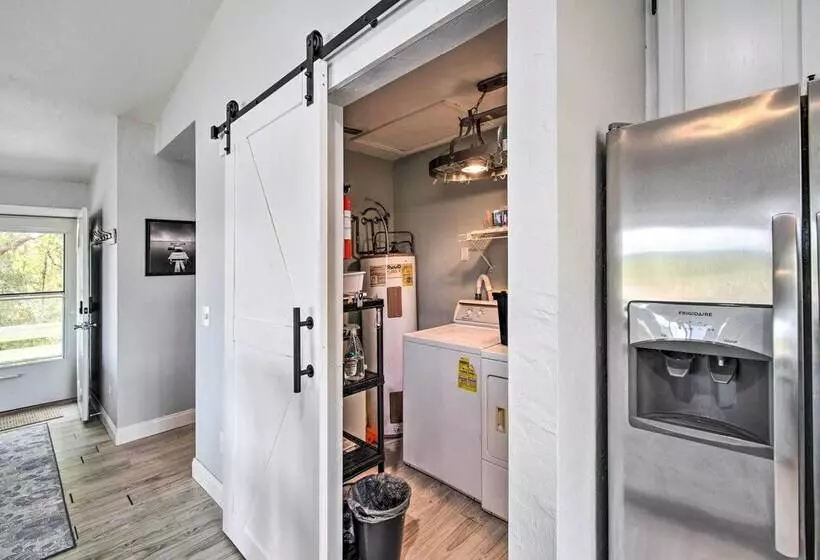 Waterfront Hawthorne Hideaway With Fire Pit!