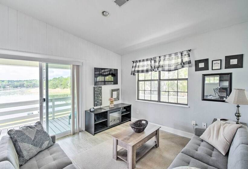 Waterfront Hawthorne Hideaway With Fire Pit!