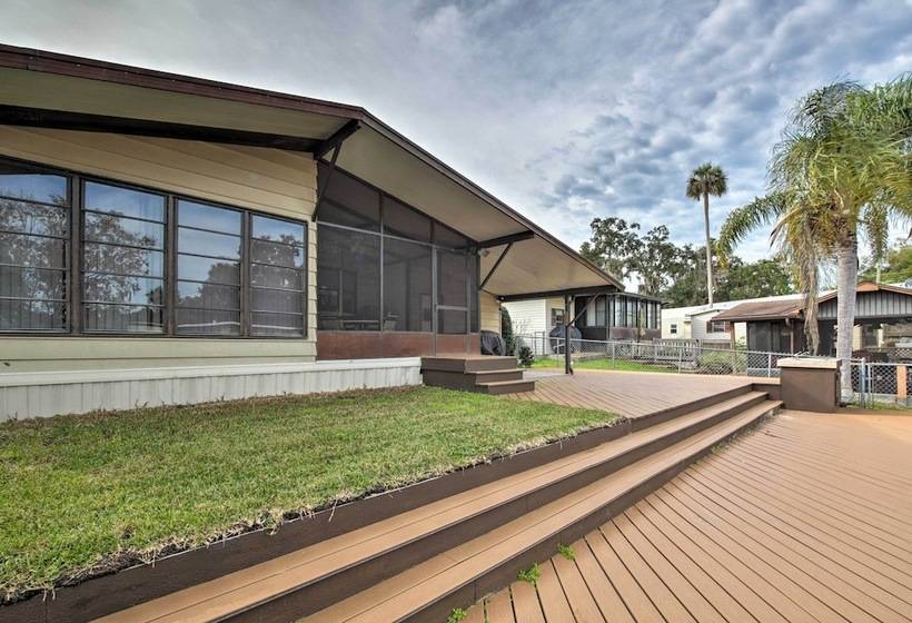 Waterfront Homosassa Home W/ Private Dock & Deck!