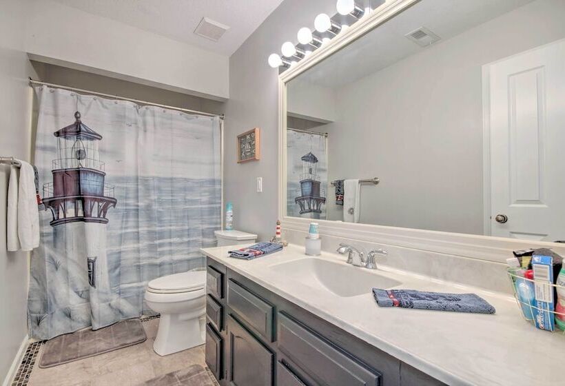 Private Dock: Waterfront Lake Ozark Home!