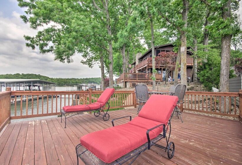 Private Dock: Waterfront Lake Ozark Home!