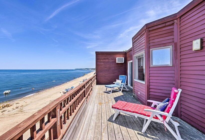 Beachfront Wading River Home W/ Deck & Grill!