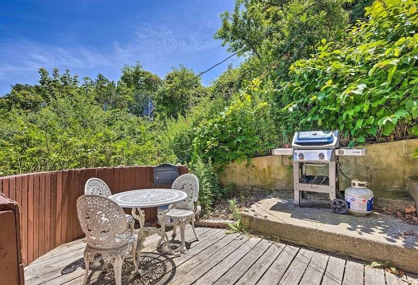 Beachfront Wading River Home W/ Deck & Grill!