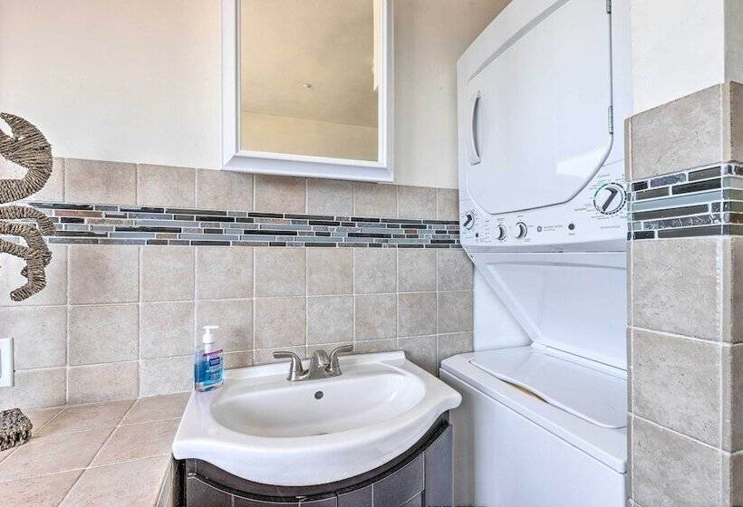 Beachfront Wading River Home W/ Deck & Grill!