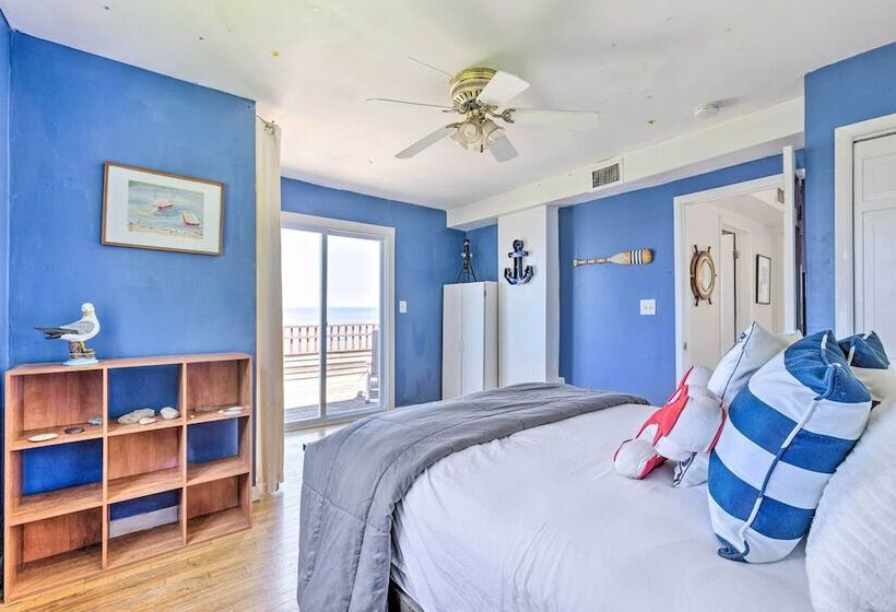 Beachfront Wading River Home W/ Deck & Grill!