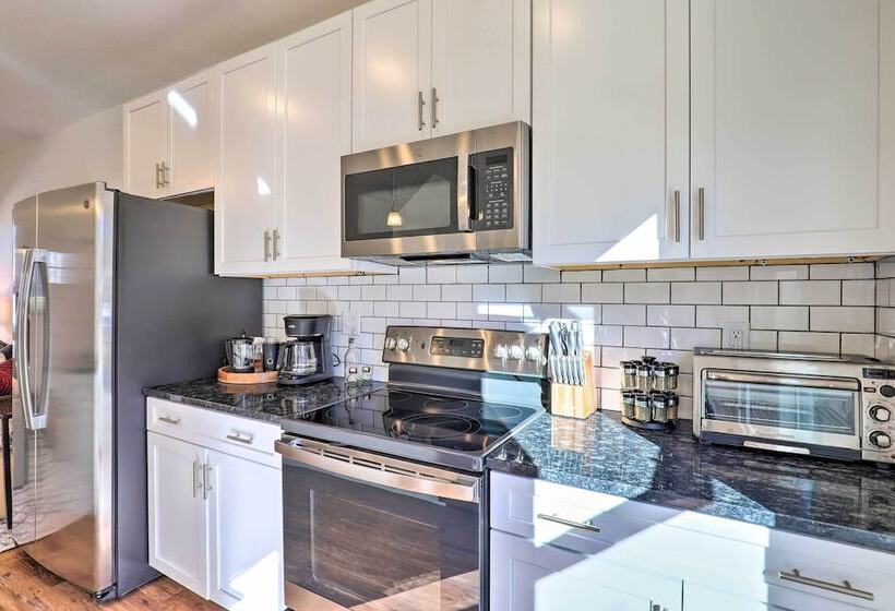 Bright & Inviting Home By Biltmore Village W/ Deck