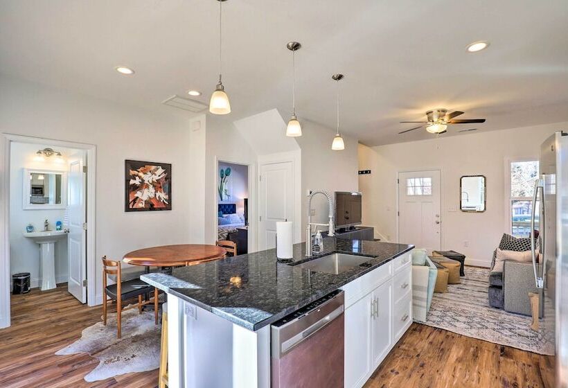 Bright & Inviting Home By Biltmore Village W/ Deck