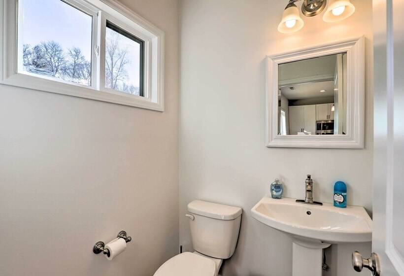 Bright & Inviting Home By Biltmore Village W/ Deck