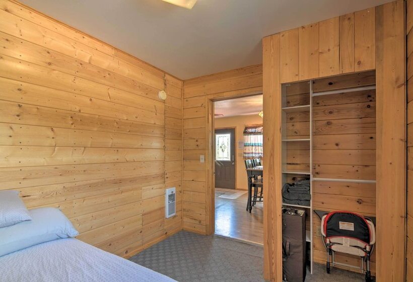 Cabin 6 Mi To Burr Trail, 32 Mi To Escalante!