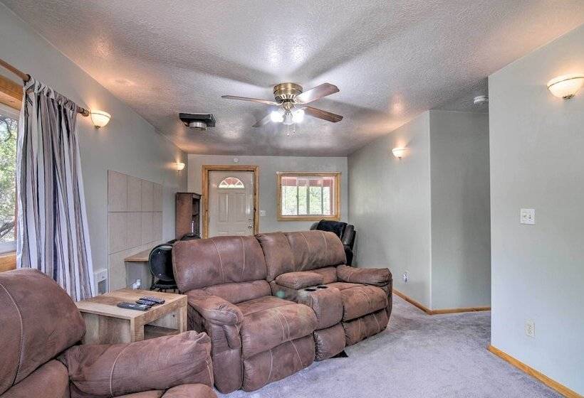 Cabin 6 Mi To Burr Trail, 32 Mi To Escalante!