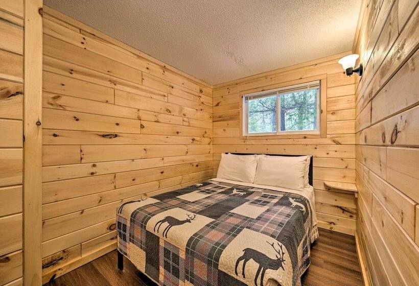 Cabin In The Huron Manistee National Forest!