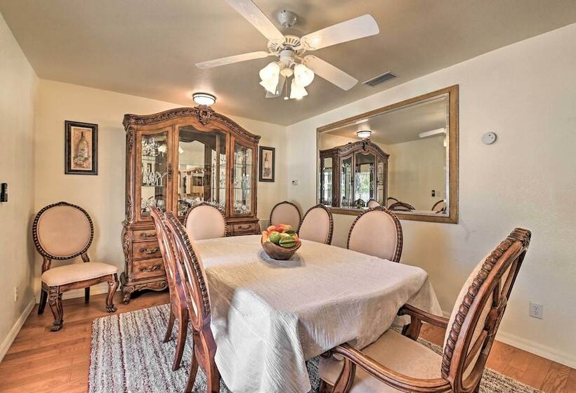 Central Florida Escape On 5 Acres W/ Grill & Pool!