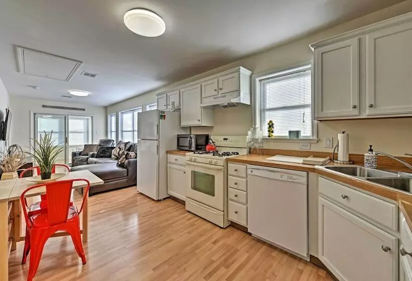 Charming Cottage   Steps To Point Pleasant Beach!