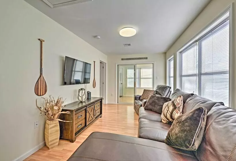 Charming Cottage   Steps To Point Pleasant Beach!