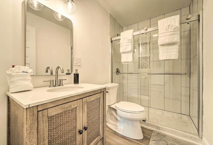 Cherokee Lake Home W/ Private Dock & Patio!