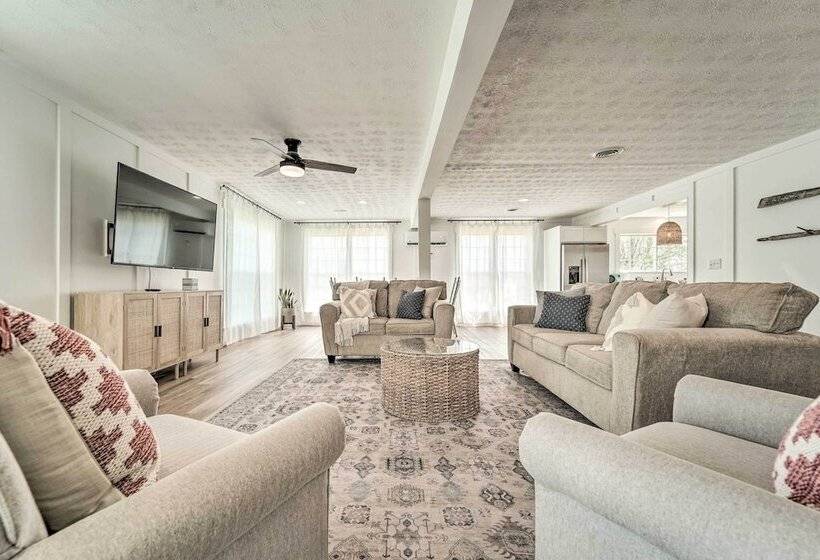 Cherokee Lake Home W/ Private Dock & Patio!