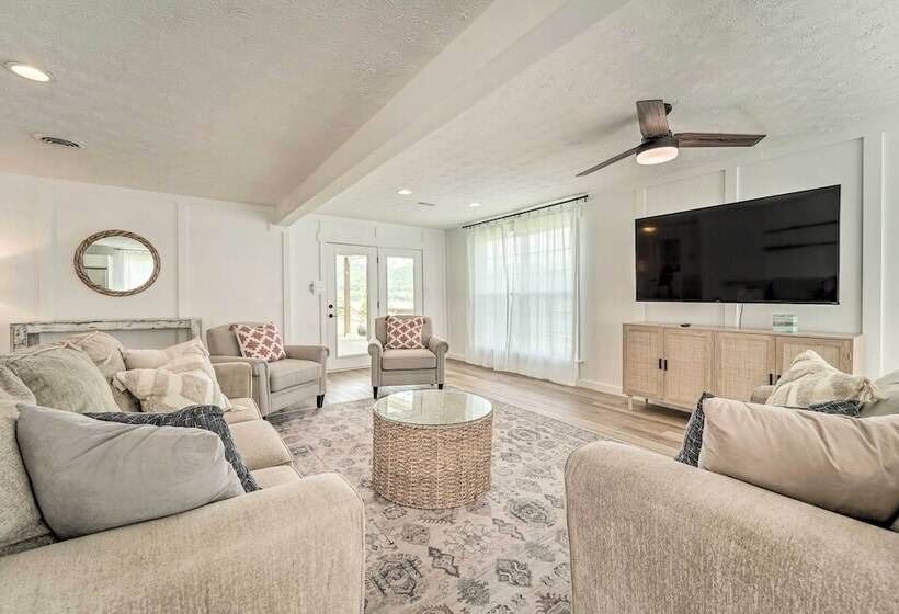 Cherokee Lake Home W/ Private Dock & Patio!