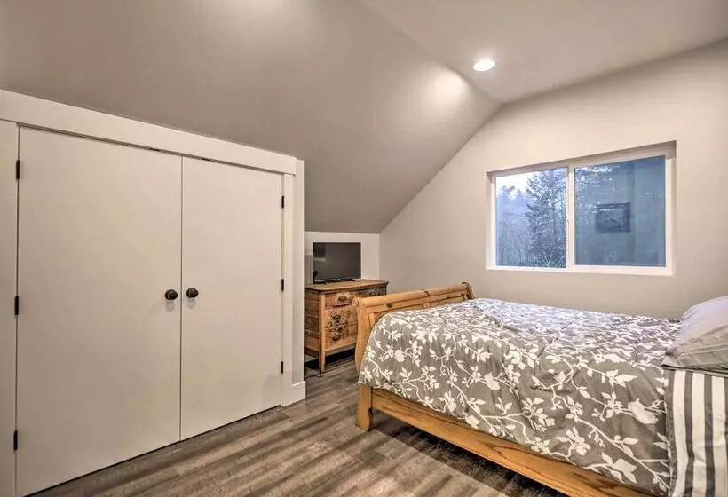 Chic Farmhouse W/ Creek In Heart Of Wine Country!