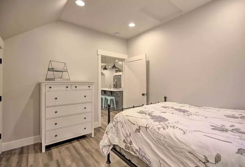 Chic Farmhouse W/ Creek In Heart Of Wine Country!