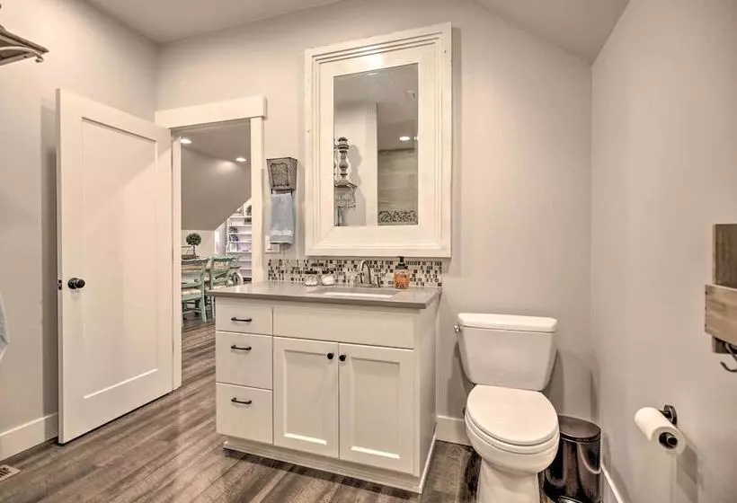 Chic Farmhouse W/ Creek In Heart Of Wine Country!