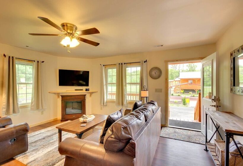 Cozy Bryson City Cabin ~ 6 Mi To Harrah S Casino!