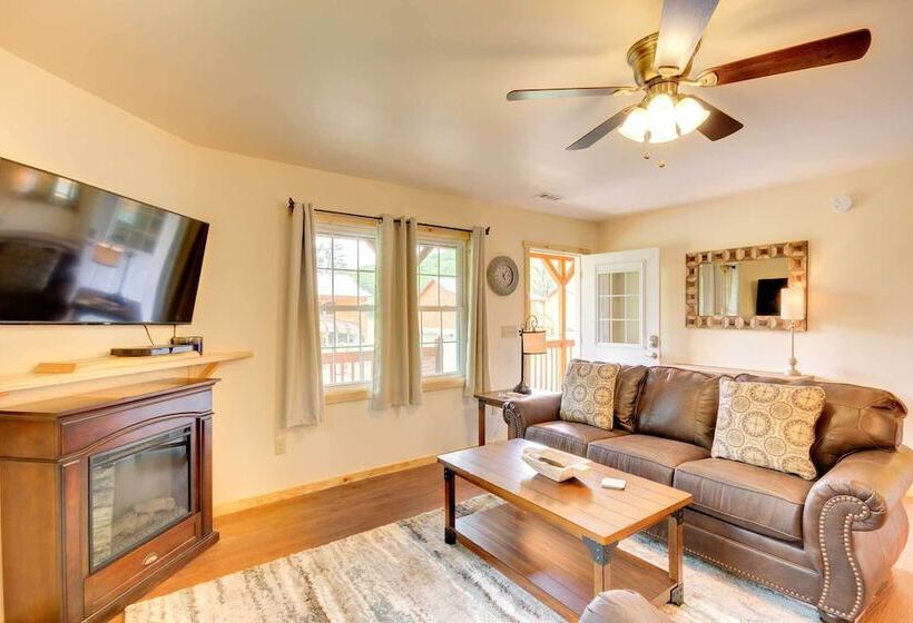 Cozy Bryson City Cabin ~ 6 Mi To Harrah S Casino!