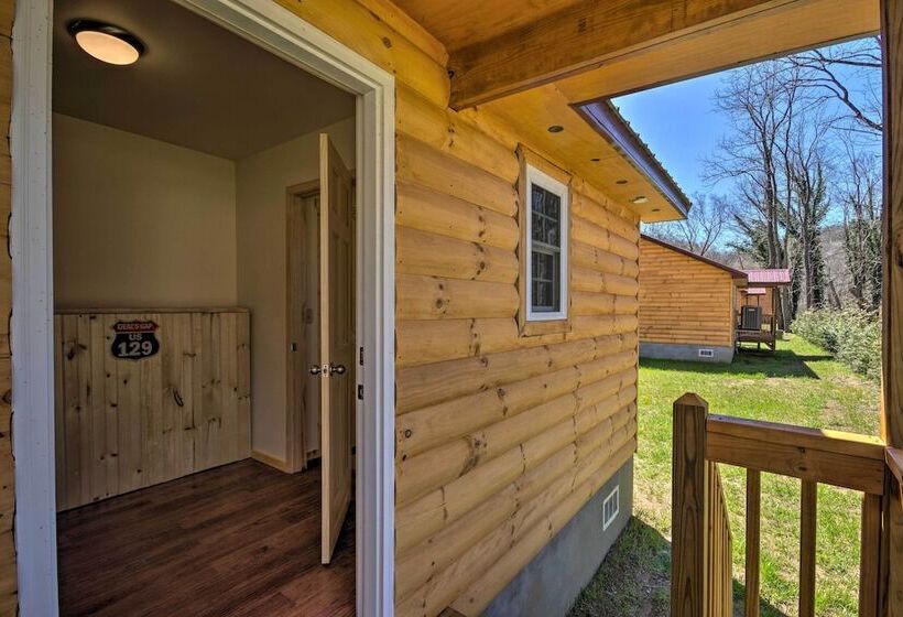 Cozy Bryson City Cabin ~ 6 Mi To Harrah S Casino!