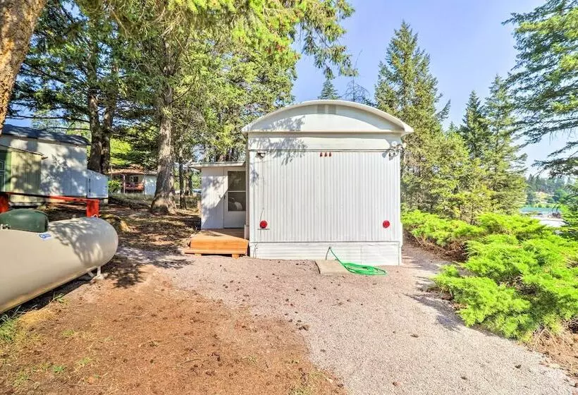Cozy Lakeside Home W/ Lake & Mountain Views!