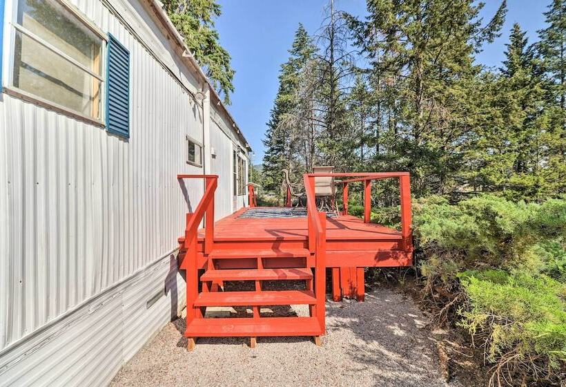 Cozy Lakeside Home W/ Lake & Mountain Views!