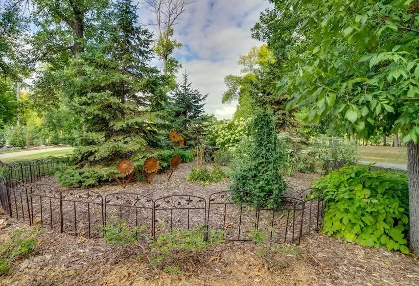 Family Friendly Ottertail Home On Rush Lake!