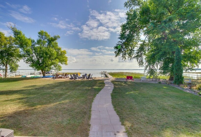 Family Friendly Ottertail Home On Rush Lake!