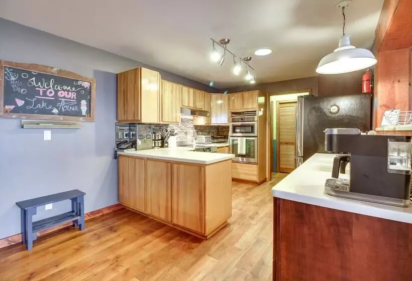 Family Friendly Ottertail Home On Rush Lake!