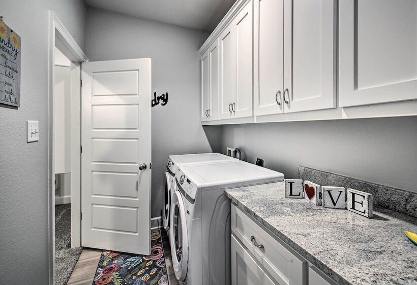 Golf Course View: Hot Springs Village Home!