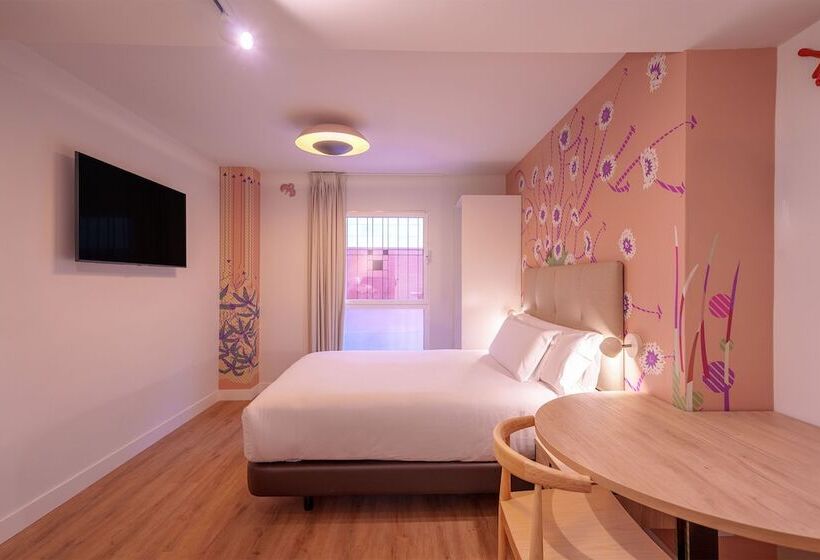 هتل Spirit Apartamentos Valladolid Centro