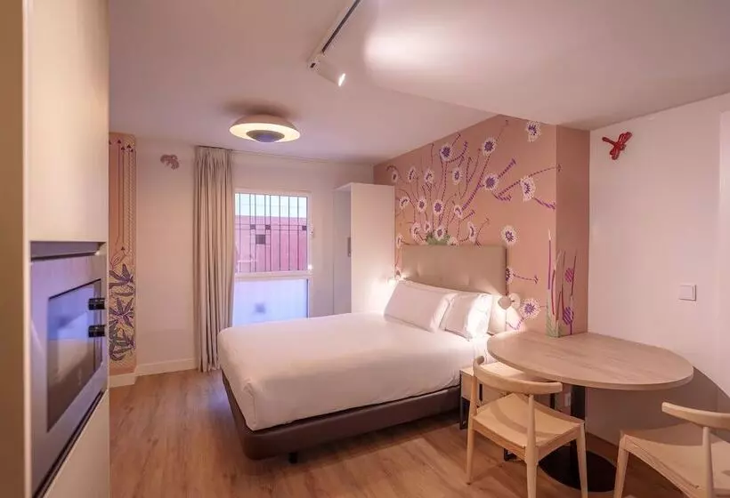 هتل Spirit Apartamentos Valladolid Centro