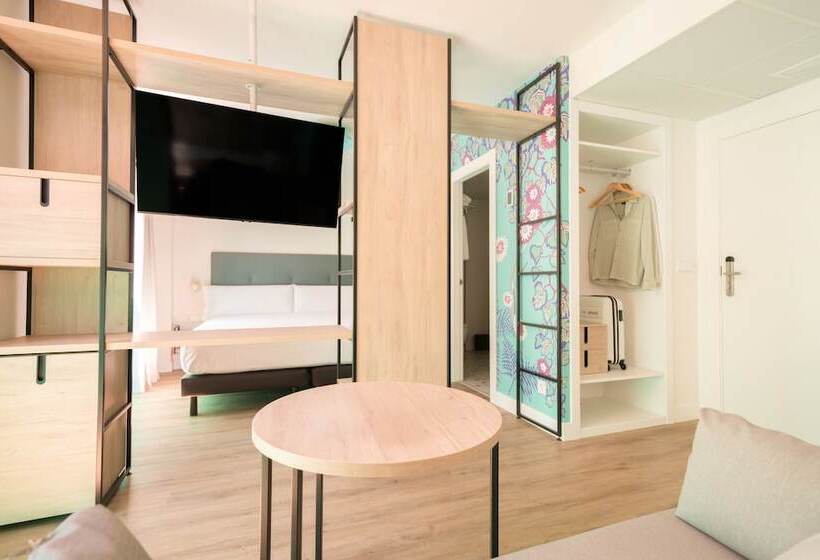 هتل Spirit Apartamentos Valladolid Centro