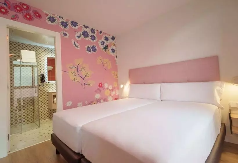 هتل Spirit Apartamentos Valladolid Centro