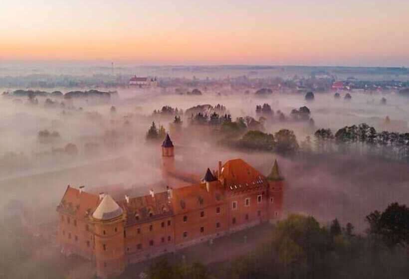 Maaseutuhotelli Agroturystyka Kurnik Polski