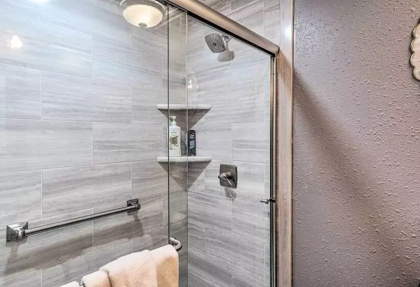 Hunting & Fishing Lodge < 3 Mi From Lake Sakakawea