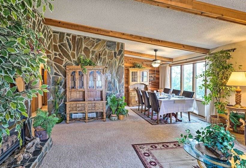 Hunting & Fishing Lodge < 3 Mi From Lake Sakakawea