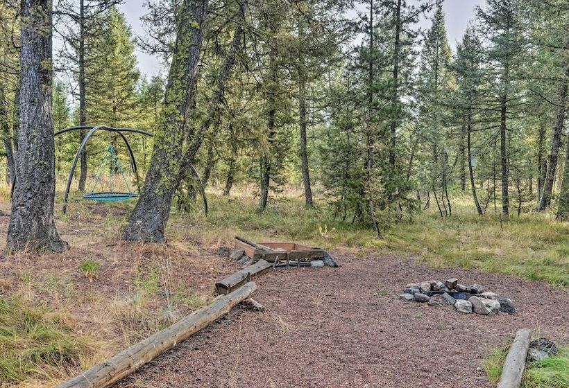 Island Park Cabin W/ Stunning Forest Views!