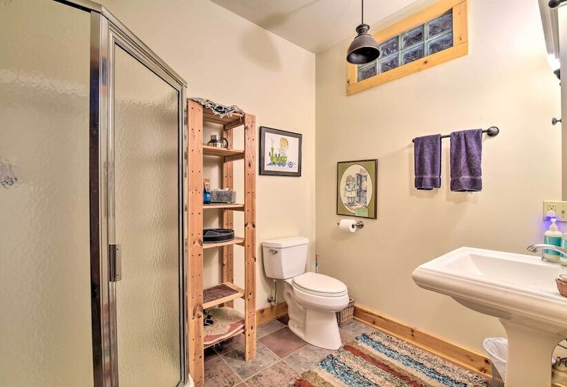 Lakeside Cottage Escape With Private Dock & Deck!